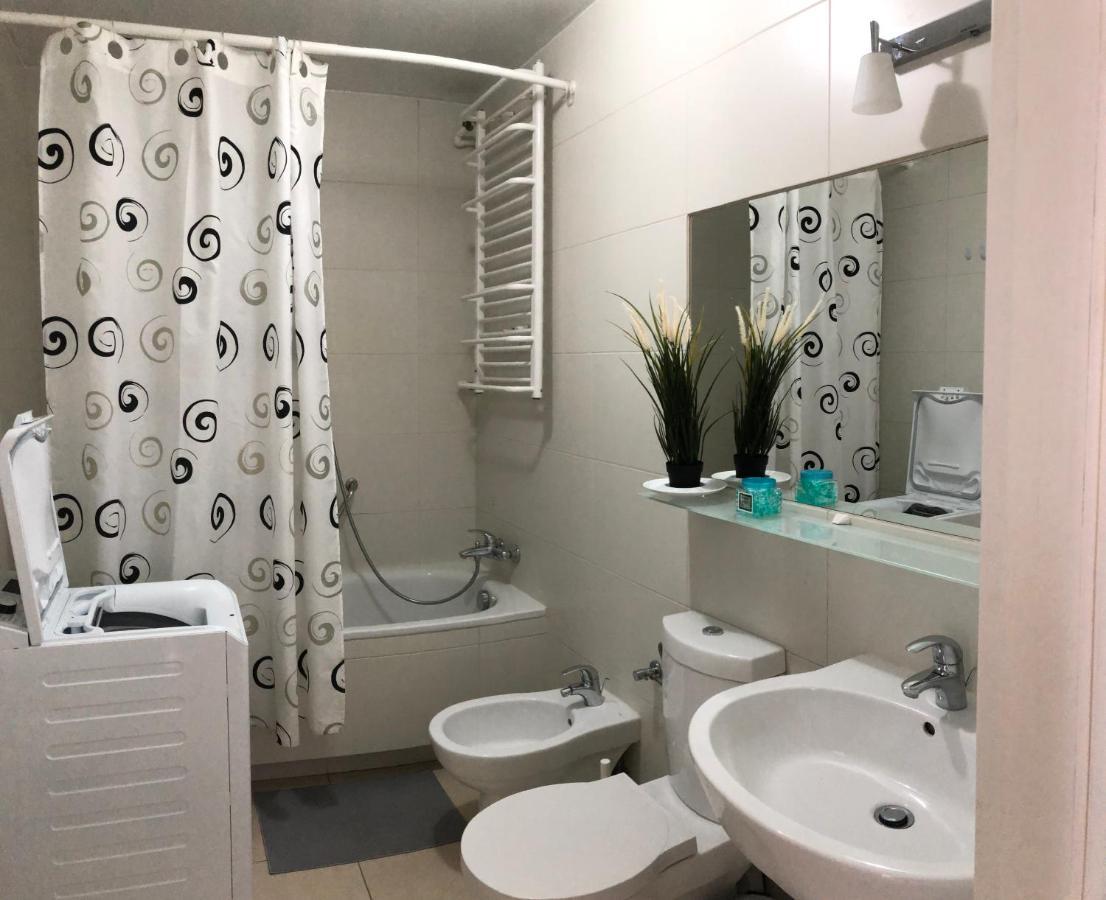 Apartment Swietojerska Варшава Экстерьер фото