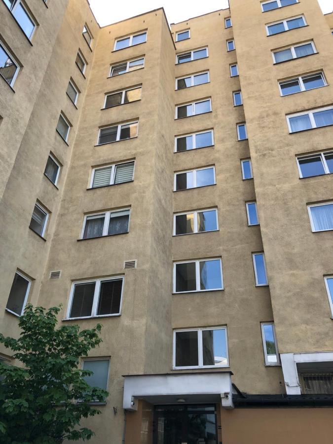 Apartment Swietojerska Варшава Экстерьер фото