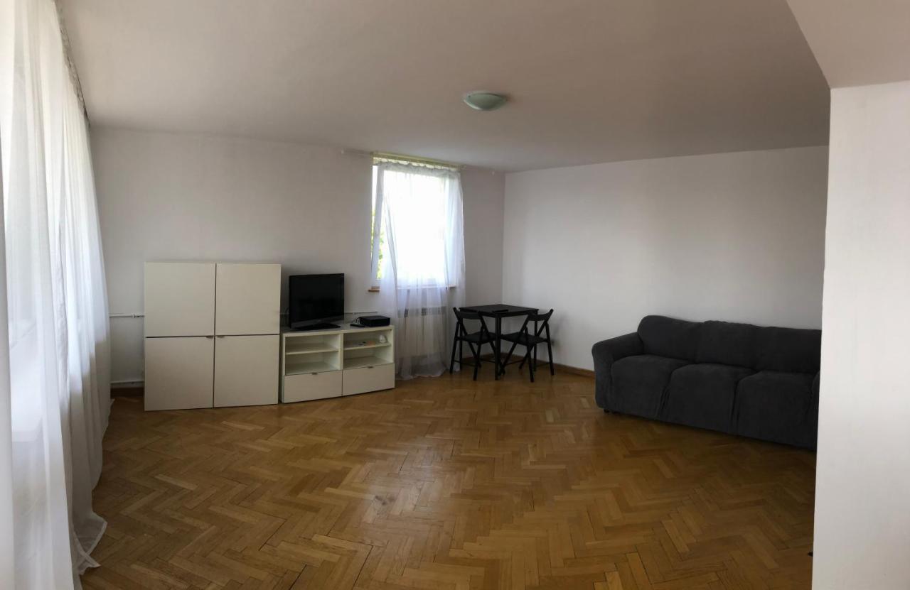 Apartment Swietojerska Варшава Экстерьер фото