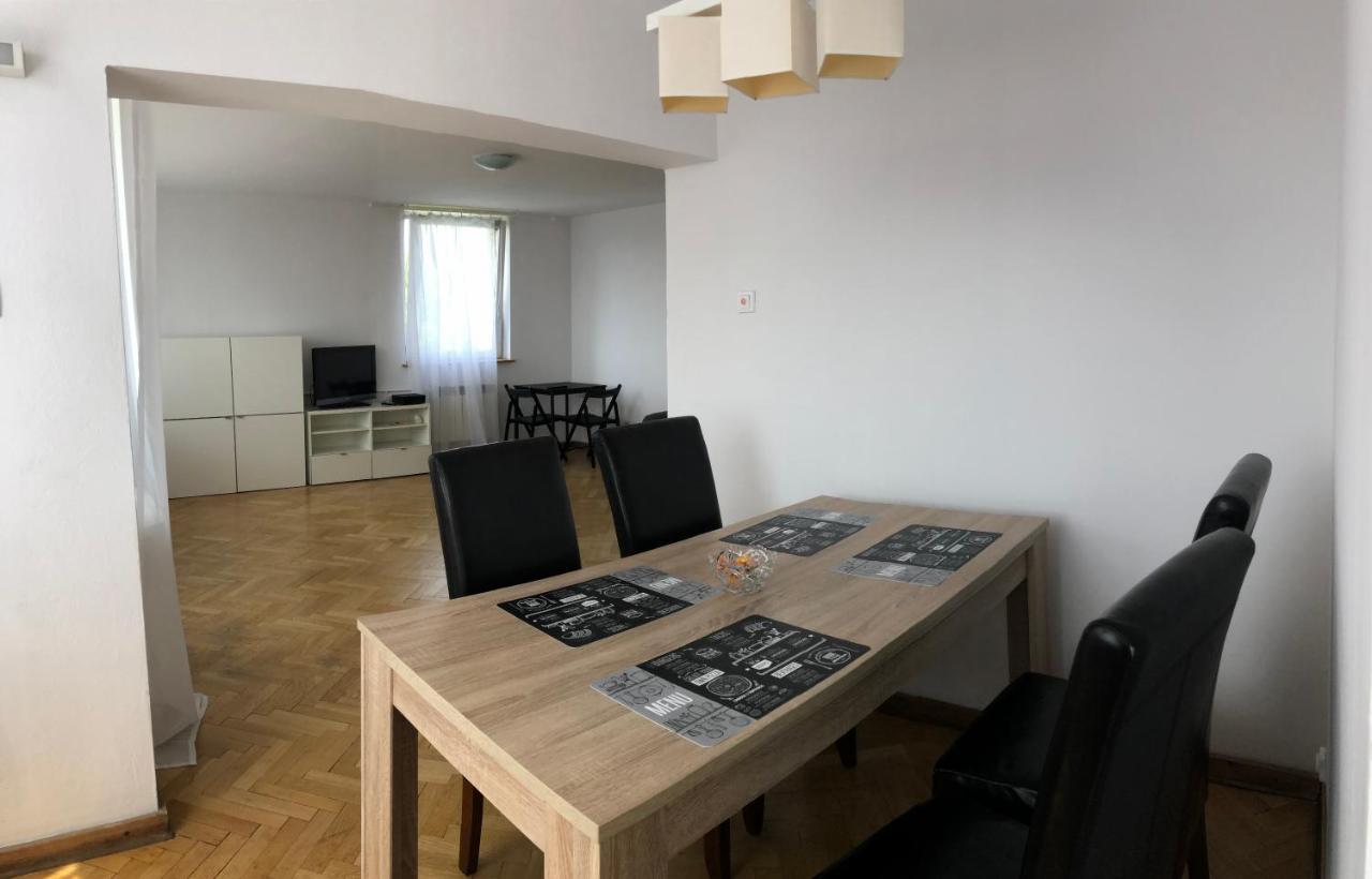 Apartment Swietojerska Варшава Экстерьер фото